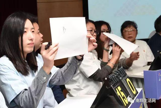 嘉定九大社区联合献演太茂秀舞台，大型夜show狂热来袭！知秀科技助阵